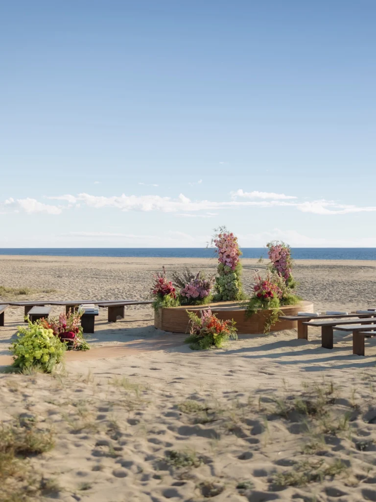 Instagram post from floweriize. This post is in position 8.