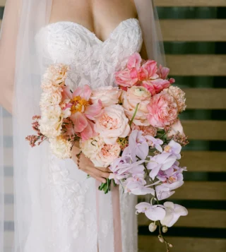 Instagram post from floweriize. This post is in position 6.