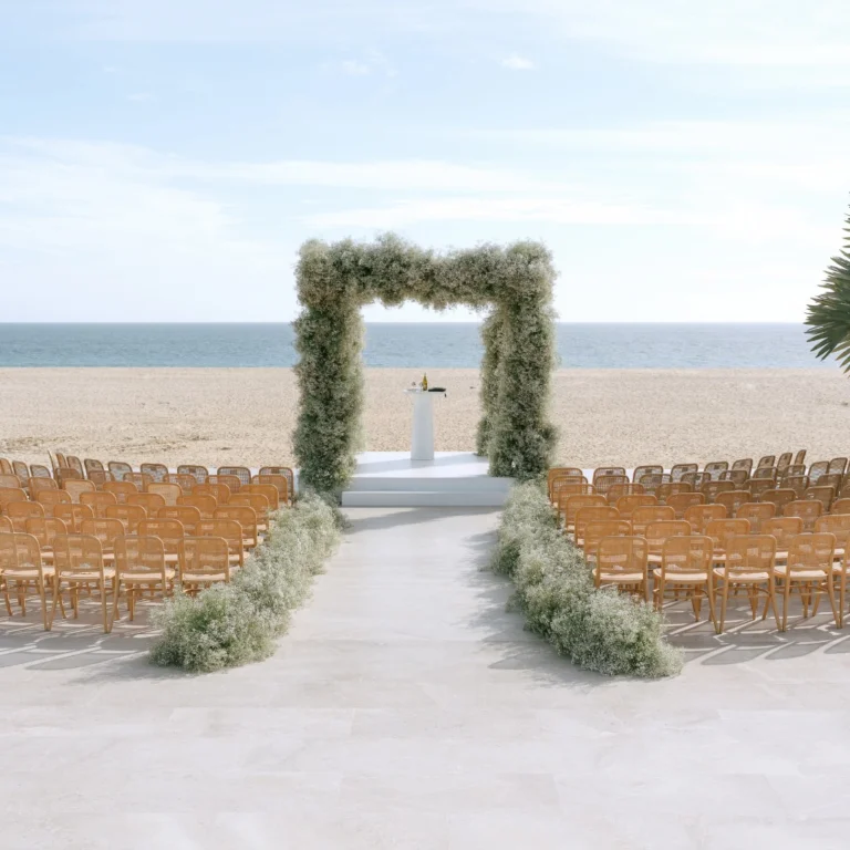 Instagram post from floweriize. This post is in position 6.